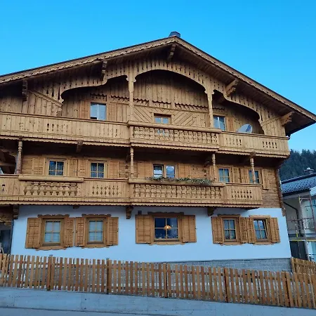 Apartment Greidlhof Alpstyle Fuegen